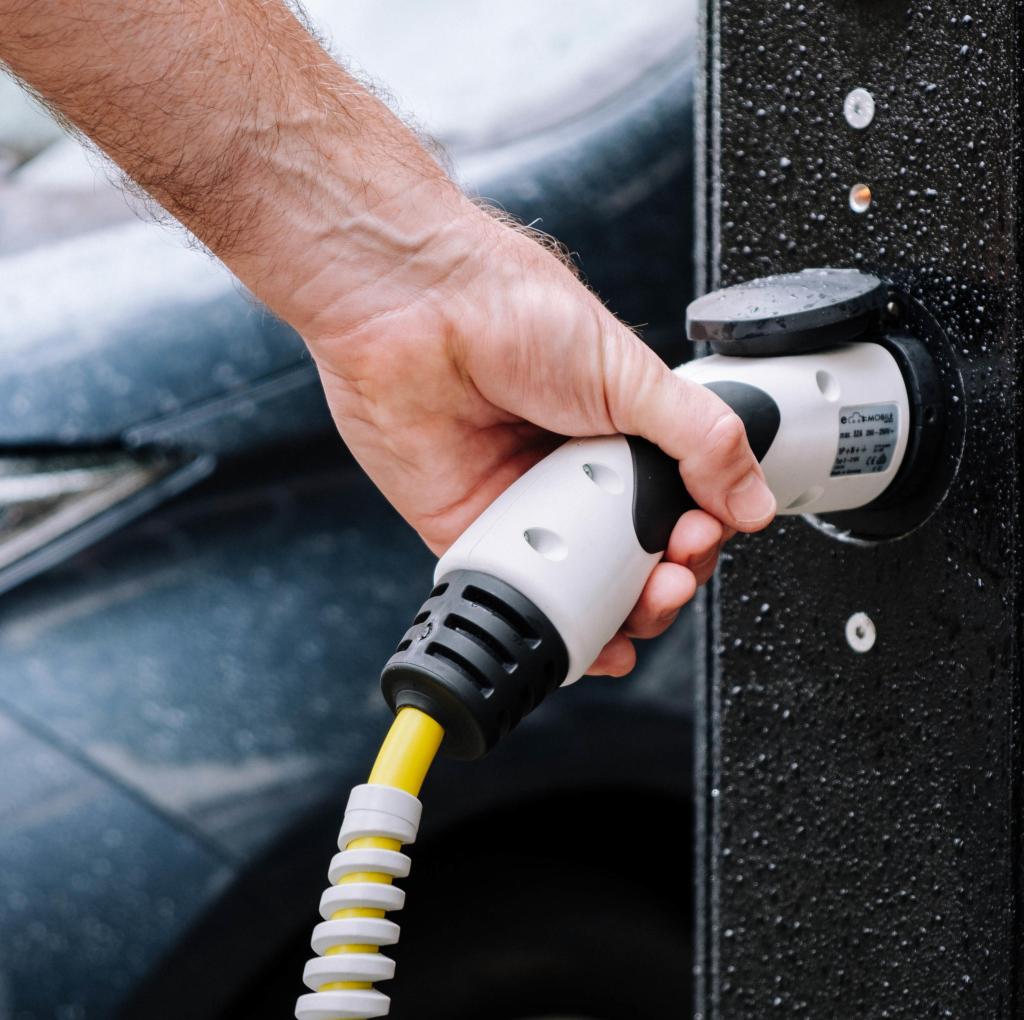 borne-de-recharge-électrique